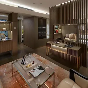 The Landmark Mandarin Oriental Hotel Hong Kong
